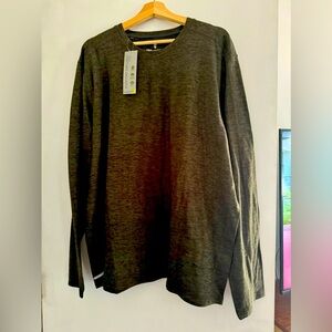 NWT Mens size XXL moisture wicking long sleeve shirt